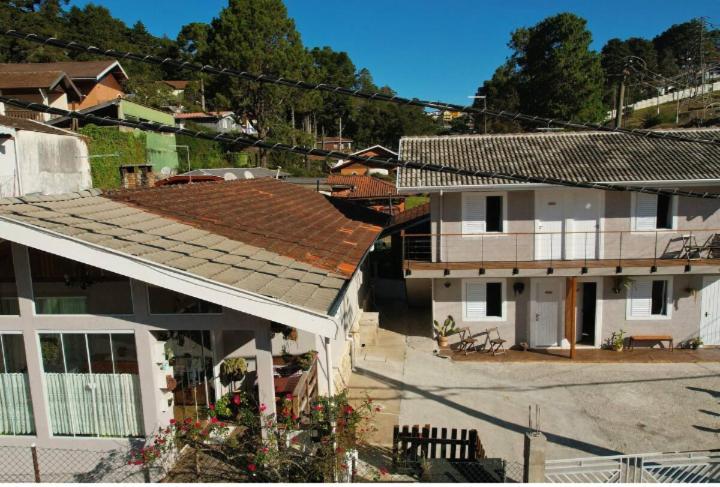 Acomodação com café da manhã  Bela Joao E Maria Campos do Jordão