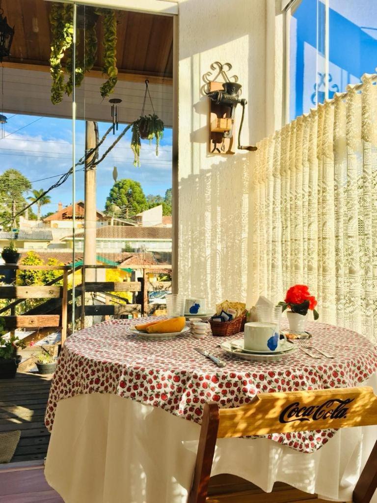 Bela Joao E Maria Acomodação com café da manhã  Campos do Jordão